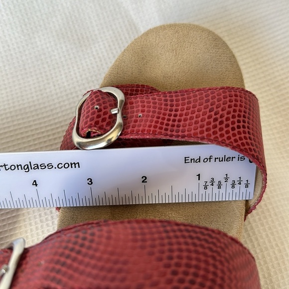 Dansko Sophie Wedge Red Snake Two Adjustable Straps Sandals Size EU 41 US 9 - Picture 11 of 12